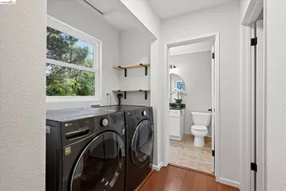 388 51st St, Oakland, CA 94609 - Photo 34