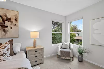 388 51st St, Oakland, CA 94609 - Photo 26