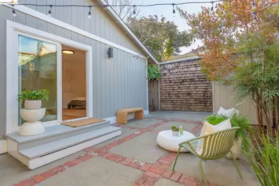 4519 Shafter Ave, Oakland, CA 94609 - Photo 24