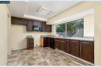 2819 Woodhall Way, Antioch, CA 94509 - Photo 6