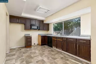 2819 Woodhall Way, Antioch, CA 94509 - Photo 6