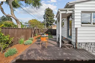 2702 Acton St, Berkeley, CA 94702 - Photo 32