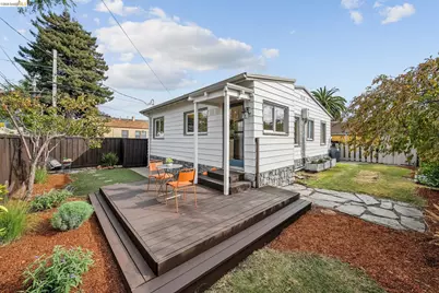 2702 Acton St, Berkeley, CA 94702 - Photo 30