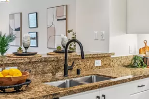 438 Grand Ave, Oakland, CA 94612 - Photo 10