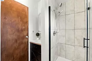 1076 Grizzly Peak Blvd, Berkeley, CA 94708 - Photo 16