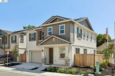 137 Creek View Cir, Fairfield, CA 94533 - Photo 2