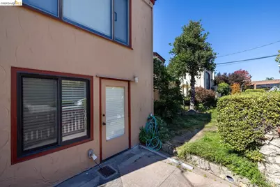 902 Carmel Ave, Albany, CA 94706 - Photo 10