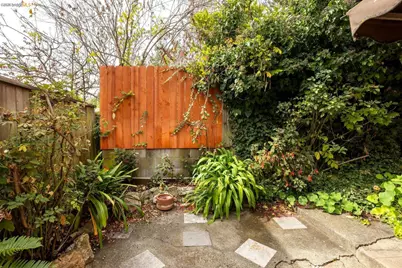 902 Carmel Ave, Albany, CA 94706 - Photo 20