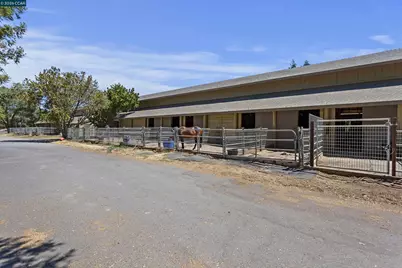 3113 Lippizaner Ln, Walnut Creek, CA 94598 - Photo 38