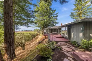 12181 Blythen Way, Oakland, CA 94619 - Photo 48