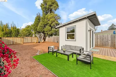 1537 Carleton St, Berkeley, CA 94703 - Photo 46