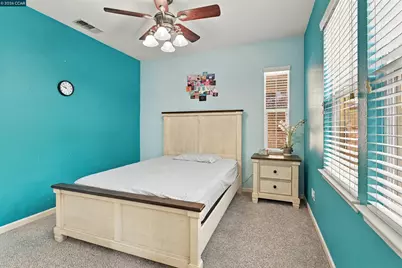 180 Erics Way, Mountain House, CA 95391 - Photo 16