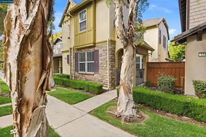 180 Erics Way, Mountain House, CA 95391 - Photo 2