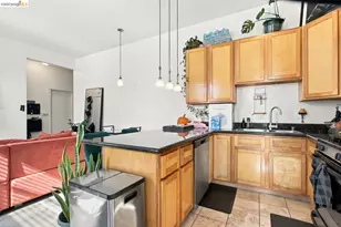 824 Peralta St, Oakland, CA 94607 - Photo 48