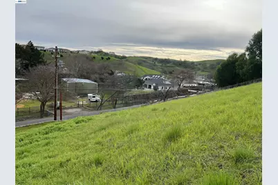 1388 Lawrence Rd, Danville, CA 94506 - Photo 2