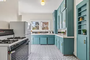2632 Hillegass Ave, Berkeley, CA 94704 - Photo 20