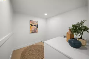 8821 Dowling St, Oakland, CA 94605 - Photo 22