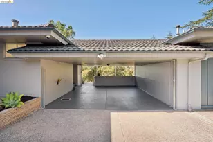 11260 Kerrigan Dr, Oakland, CA 94605 - Photo 78