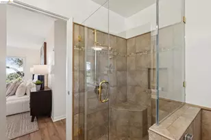 11260 Kerrigan Dr, Oakland, CA 94605 - Photo 56