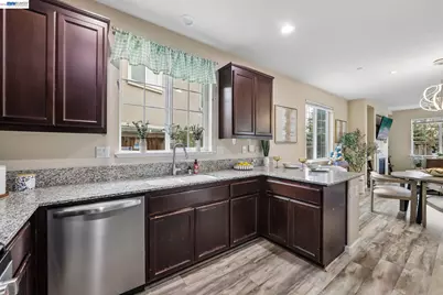 53 Halsey Ct, Pittsburg, CA 94565 - Photo 8