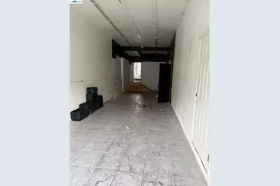 1807 14th Ave, Oakland, CA 94606 - Photo 2