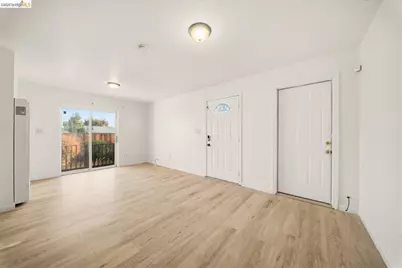 2562 60th Ave, Oakland, CA 94605 - Photo 48