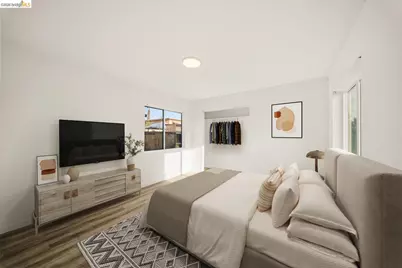 2562 60th Ave, Oakland, CA 94605 - Photo 32