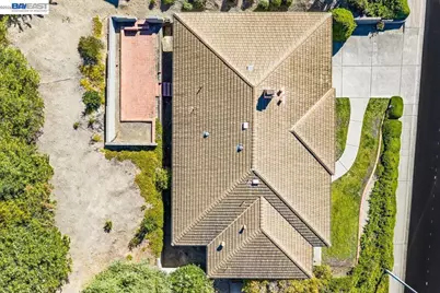 1356 Scenicview Dr, San Leandro, CA 94577 - Photo 38
