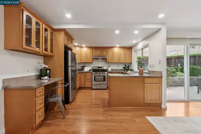 2106 Abington Ct, Walnut Creek, CA 94596 - Photo 16
