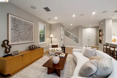 1247 Walker Ave #2, Walnut Creek, CA 94596 - Photo 6