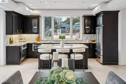 171 Twin Peaks Blvd, San Francisco, CA 94114 - Photo 32