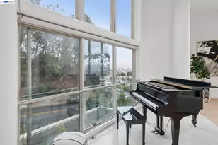 171 Twin Peaks Blvd, San Francisco, CA 94114 - Photo 12