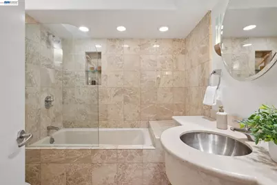 171 Twin Peaks Blvd, San Francisco, CA 94114 - Photo 62