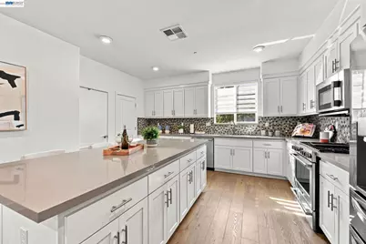 29468 Urbia Way, Hayward, CA 94544 - Photo 12