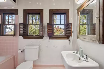 685 Rosal Ave, Oakland, CA 94610 - Photo 52