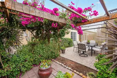 25859 Belhaven St, Hayward, CA 94545 - Photo 52