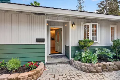 429 Roanoke Dr, Martinez, CA 94553 - Photo 4