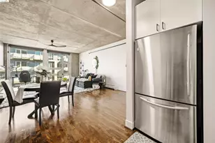 311 Oak St, Oakland, CA 94607 - Photo 16