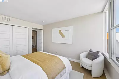 2655 Edison St #204, San Mateo, CA 94403 - Photo 8