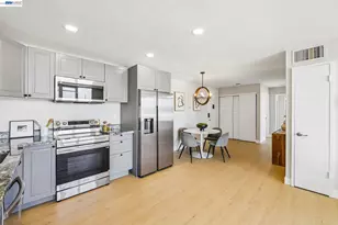 2655 Edison St, San Mateo, CA 94403 - Photo 6