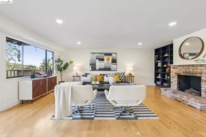 60 Malta Dr, San Francisco, CA 94131 - Photo 16
