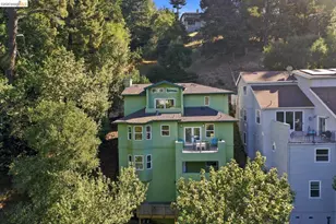 6375 Longcroft Dr, Oakland, CA 94611 - Photo 38