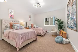 6375 Longcroft Dr, Oakland, CA 94611 - Photo 24