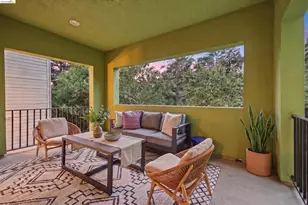6375 Longcroft Dr, Oakland, CA 94611 - Photo 30