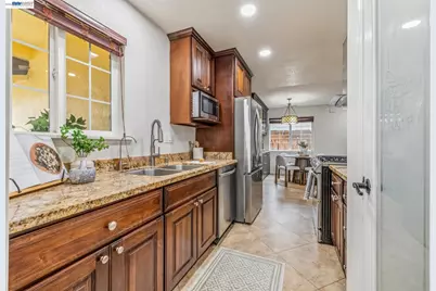 4825 Rose Way, Union City, CA 94587 - Photo 38