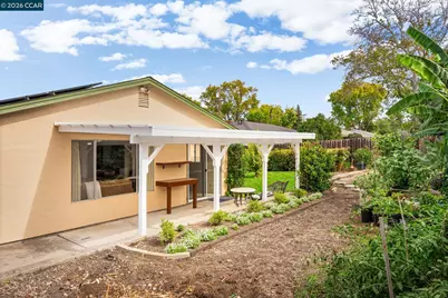 2977 Glenside Dr, Concord, CA 94520 - Photo 20