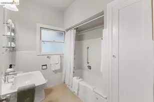 353 Warwick Ave, Oakland, CA 94610 - Photo 28