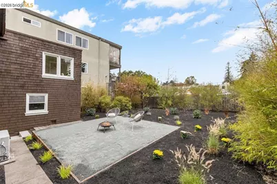 353 Warwick Ave, Oakland, CA 94610 - Photo 50