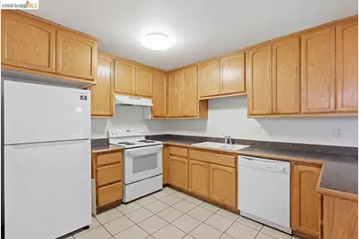1994 Zinfandel Dr, Rancho Cordova, CA 95670 - Photo 10