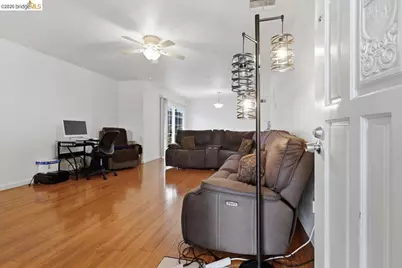 1994 Zinfandel Dr, Rancho Cordova, CA 95670 - Photo 8